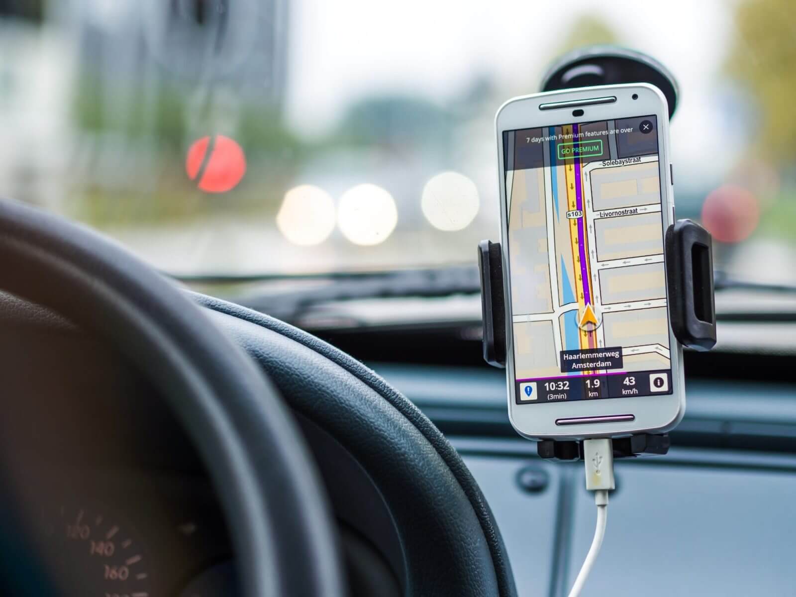 Recenze Waze – GPS navigace do auta zdarma