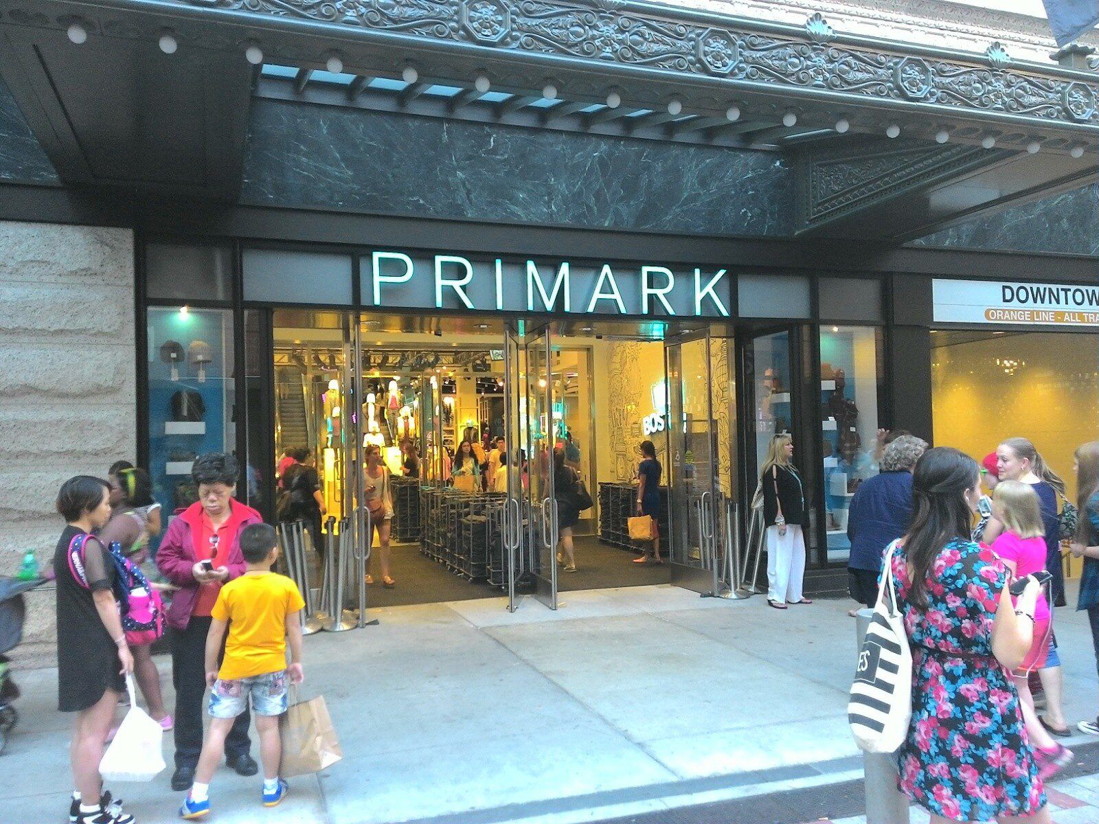 Primark míří do Česka. Brzy otevře pobočku v centru Prahy