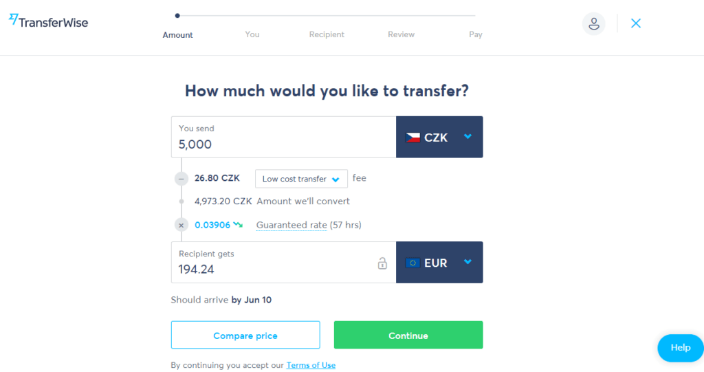 Uživatel nejprve zvolí částku a vybere si z metod platby, které se liší dobou, za níž se peníze připíšou na účet příjemce.