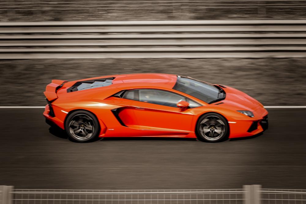 Lamborghini patří mezi nejluxusnější a nejrychlejší auta na světě.