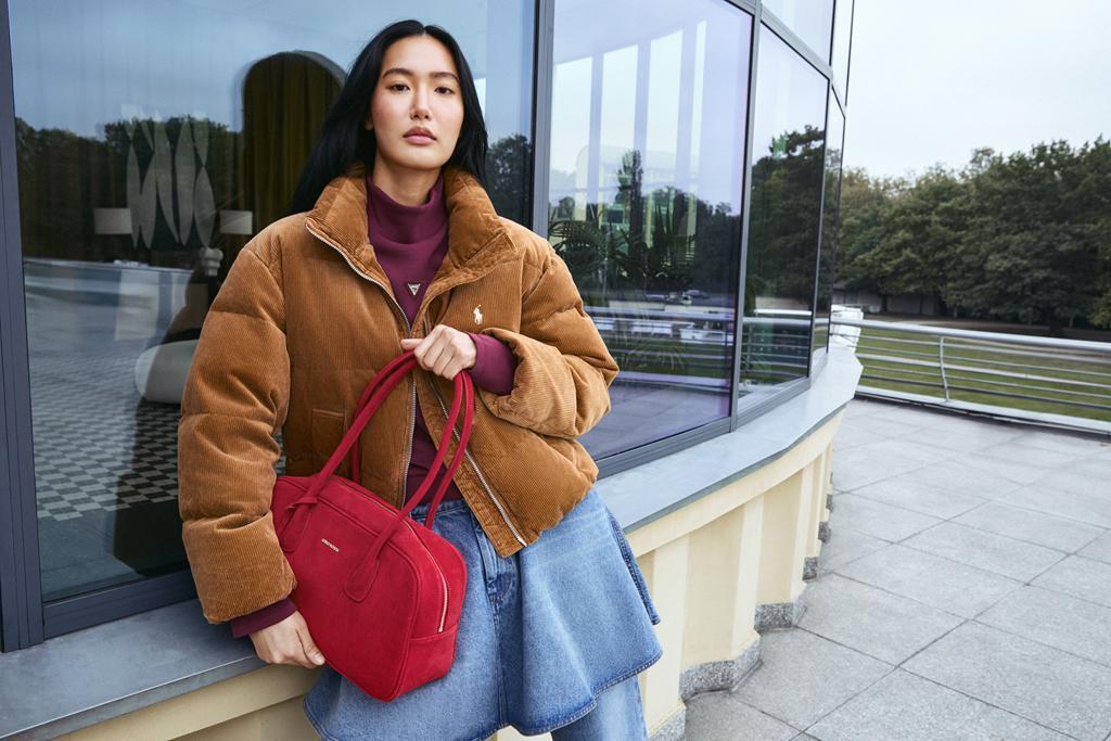 Proč je přechodová bunda dámská ideální na cesty?